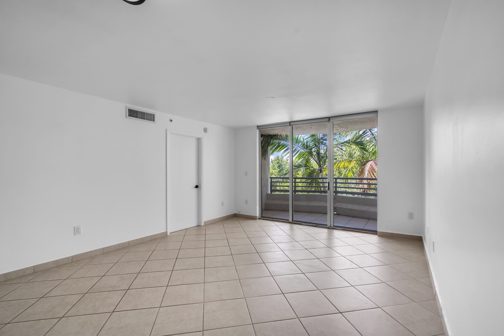  1401 Bay Rd, Miami Beach, FL, 33139 - 物件實景