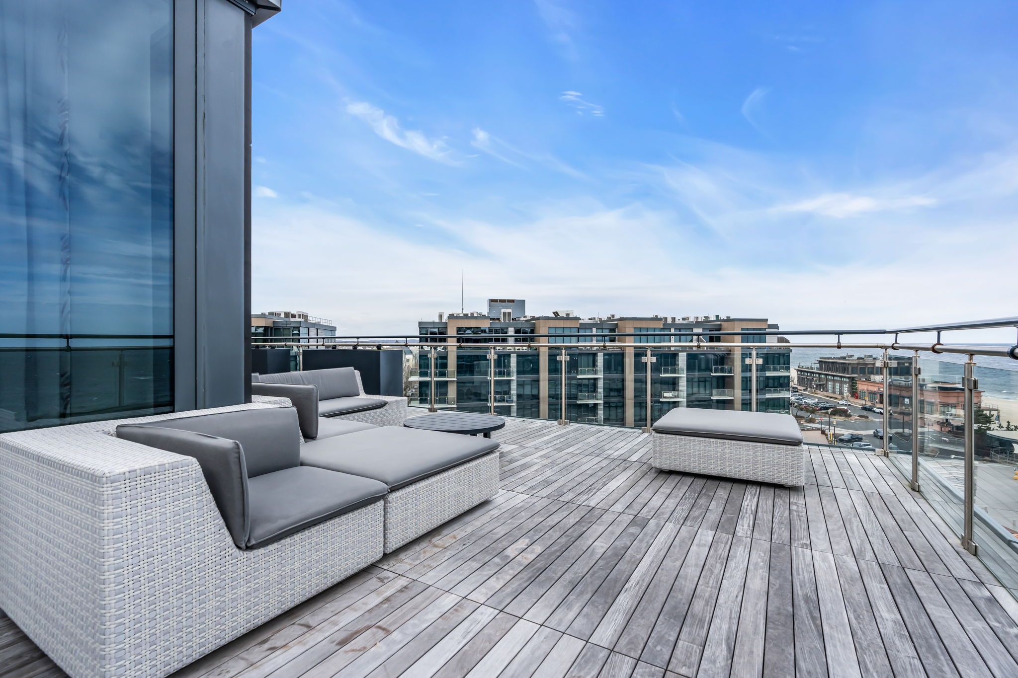  Lofts at Pier Village - 物件實景