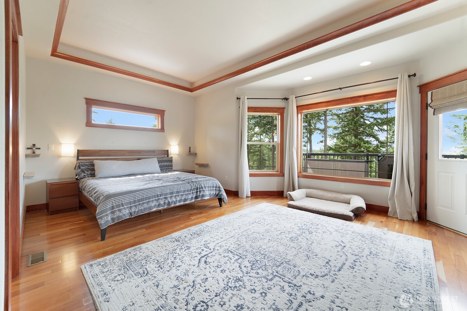 Spokane, Washington, 99208, United States, 5 Bedrooms Bedrooms, ,4 BathroomsBathrooms,Residential,For Sale,1975887