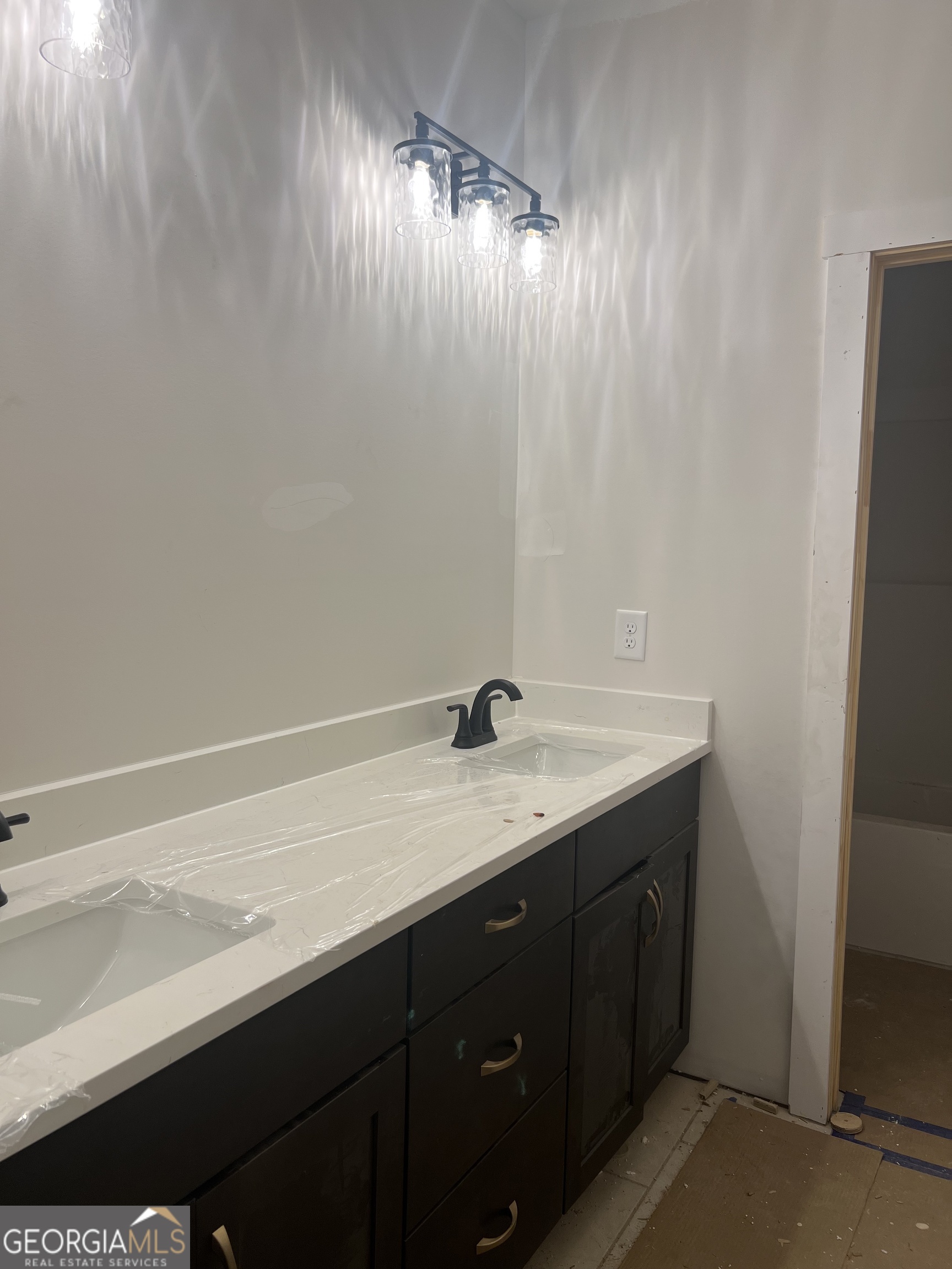 Senoia, Georgia, 30276, United States, 5 Bedrooms Bedrooms, ,4 BathroomsBathrooms,Residential,For Sale,1901806