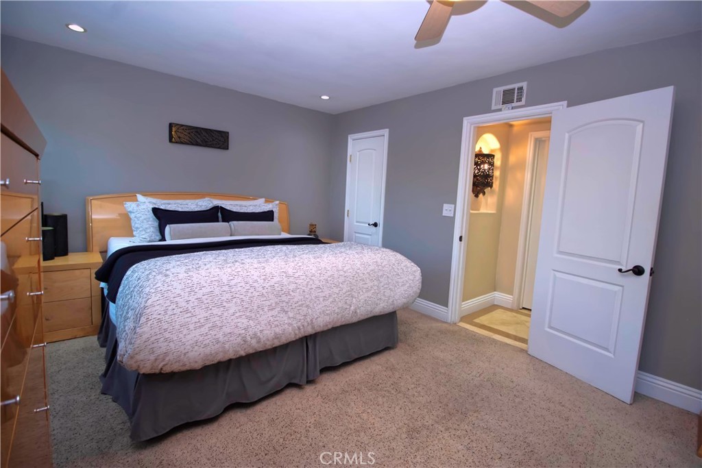 West Hills, California, 91304, United States, 4 Bedrooms Bedrooms, ,2 BathroomsBathrooms,Residential,For Sale,1914263