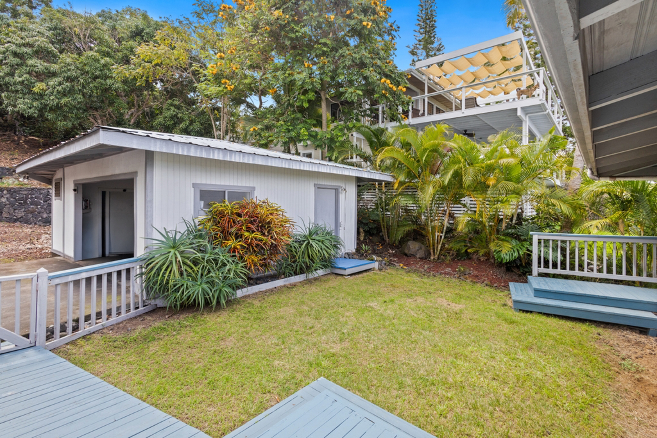 Captain Cook, Hawaii, 96704, United States, 2 Bedrooms Bedrooms, ,2 BathroomsBathrooms,Residential,For Sale,1940762
