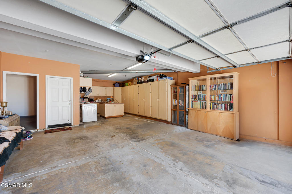 Newbury Park, California, 91320, United States, 3 Bedrooms Bedrooms, ,3 BathroomsBathrooms,Residential,For Sale,2048457