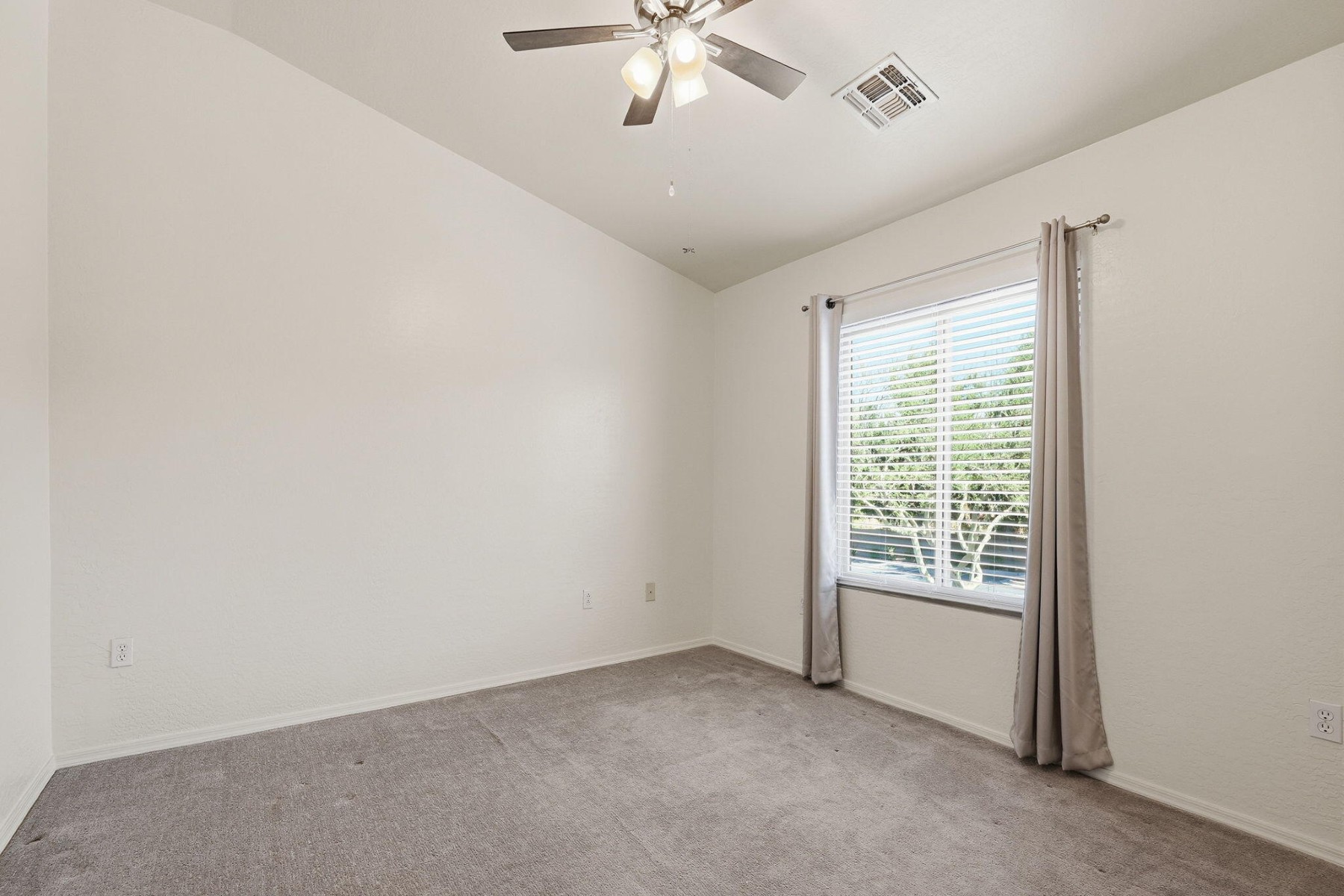  2024 S Baldwin, Mesa, AZ 85209 - 物件實景