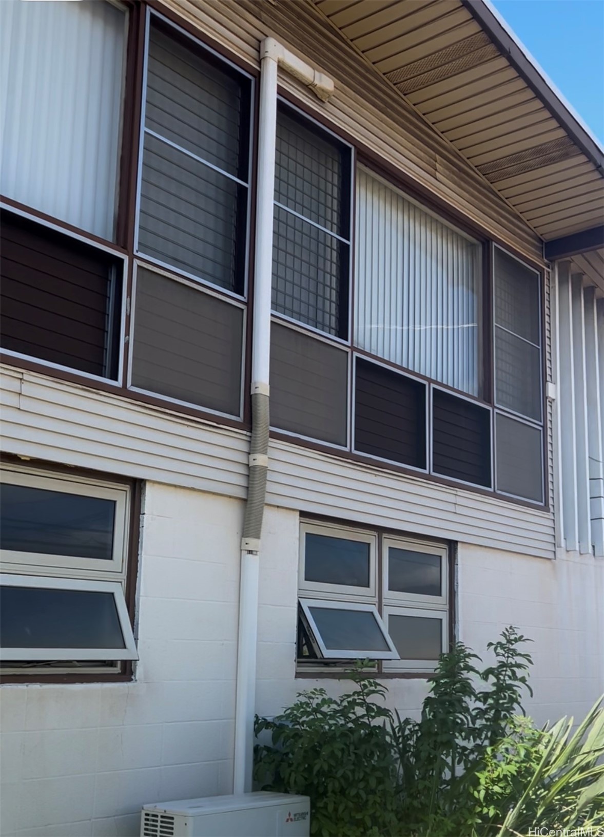 Honolulu, Hawaii, 96816, United States, 6 Bedrooms Bedrooms, ,3 BathroomsBathrooms,Residential,For Sale,1987575