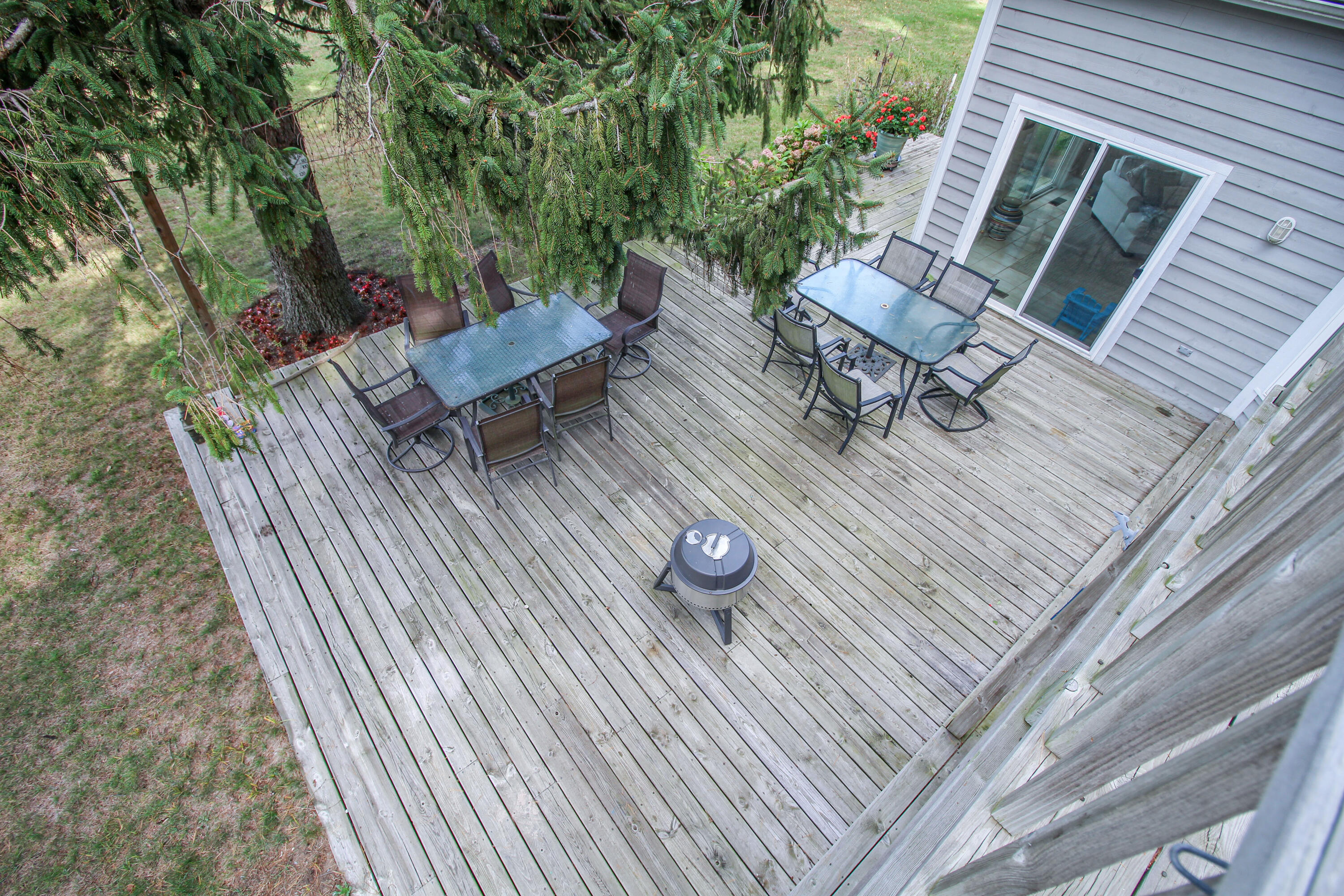 South Haven, Michigan, 49090, United States, 3 Bedrooms Bedrooms, ,4 BathroomsBathrooms,Residential,For Sale,1982825