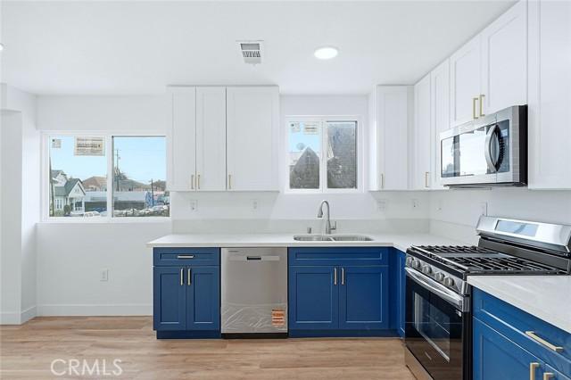 Los Angeles, California, 90011, United States, ,Residential,For Sale,1987008