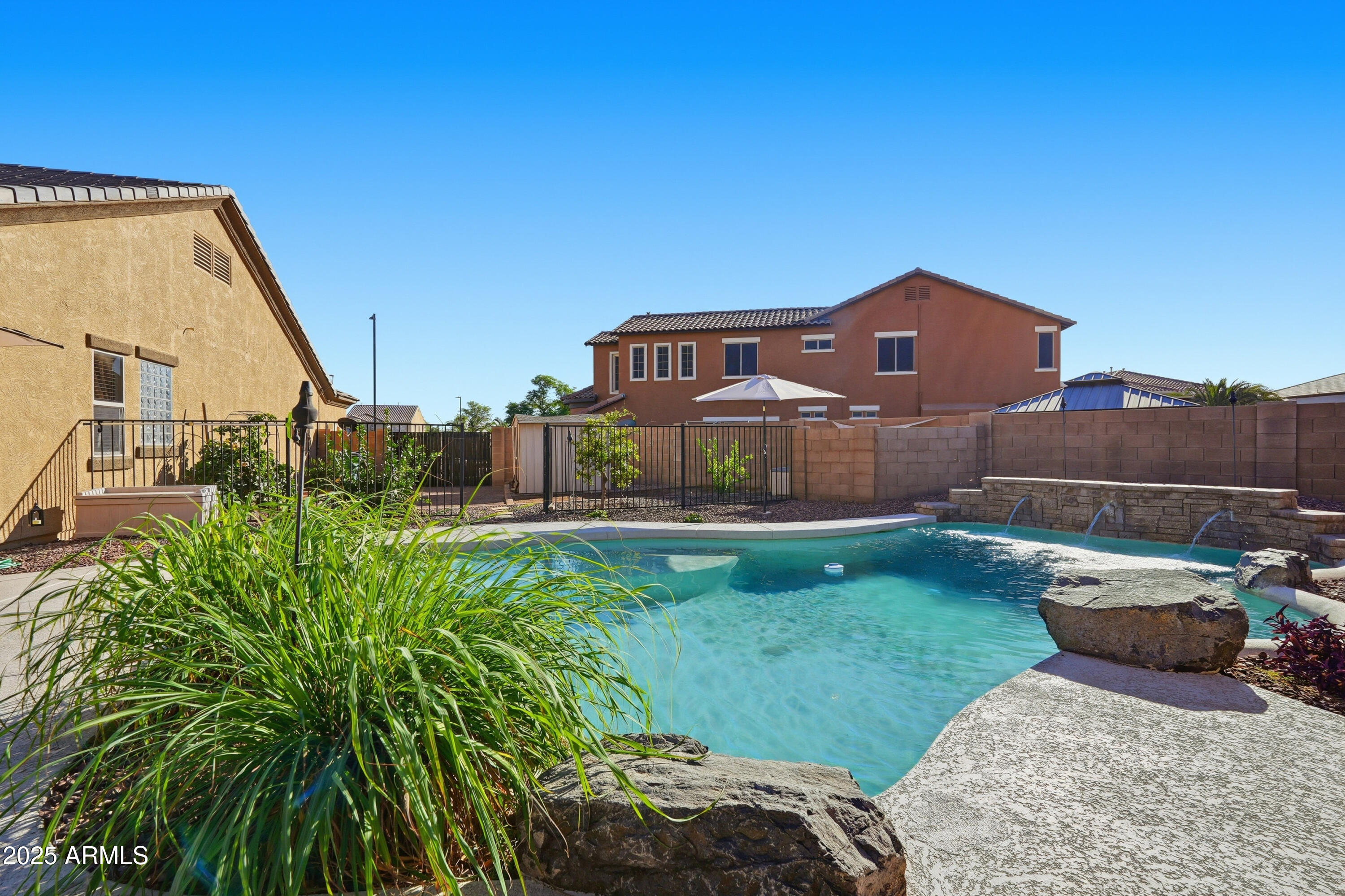 Goodyear, Arizona, 85338, United States, 4 Bedrooms Bedrooms, ,2 BathroomsBathrooms,Residential,For Sale,1989327