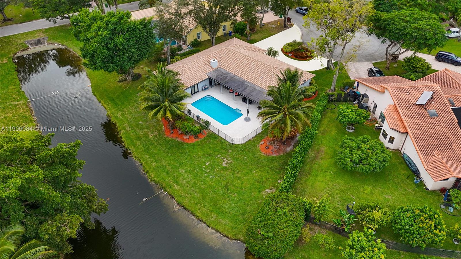 Coral Springs, Florida, 33071, United States, 4 Bedrooms Bedrooms, ,3 BathroomsBathrooms,Residential,For Sale,1987746