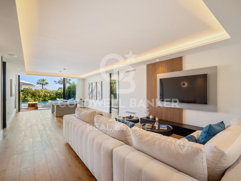 Marbella, Andalusia, ES, 6 Bedrooms Bedrooms, ,6 BathroomsBathrooms,Residential,For Sale,1874421