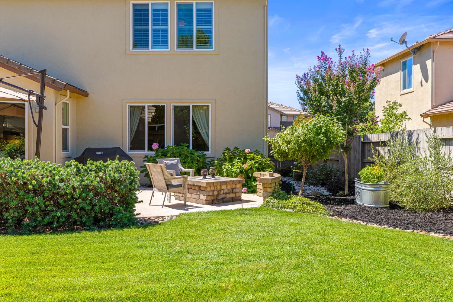 El Dorado Hills, California, 95762, United States, 4 Bedrooms Bedrooms, ,3 BathroomsBathrooms,Residential,For Sale,1925996