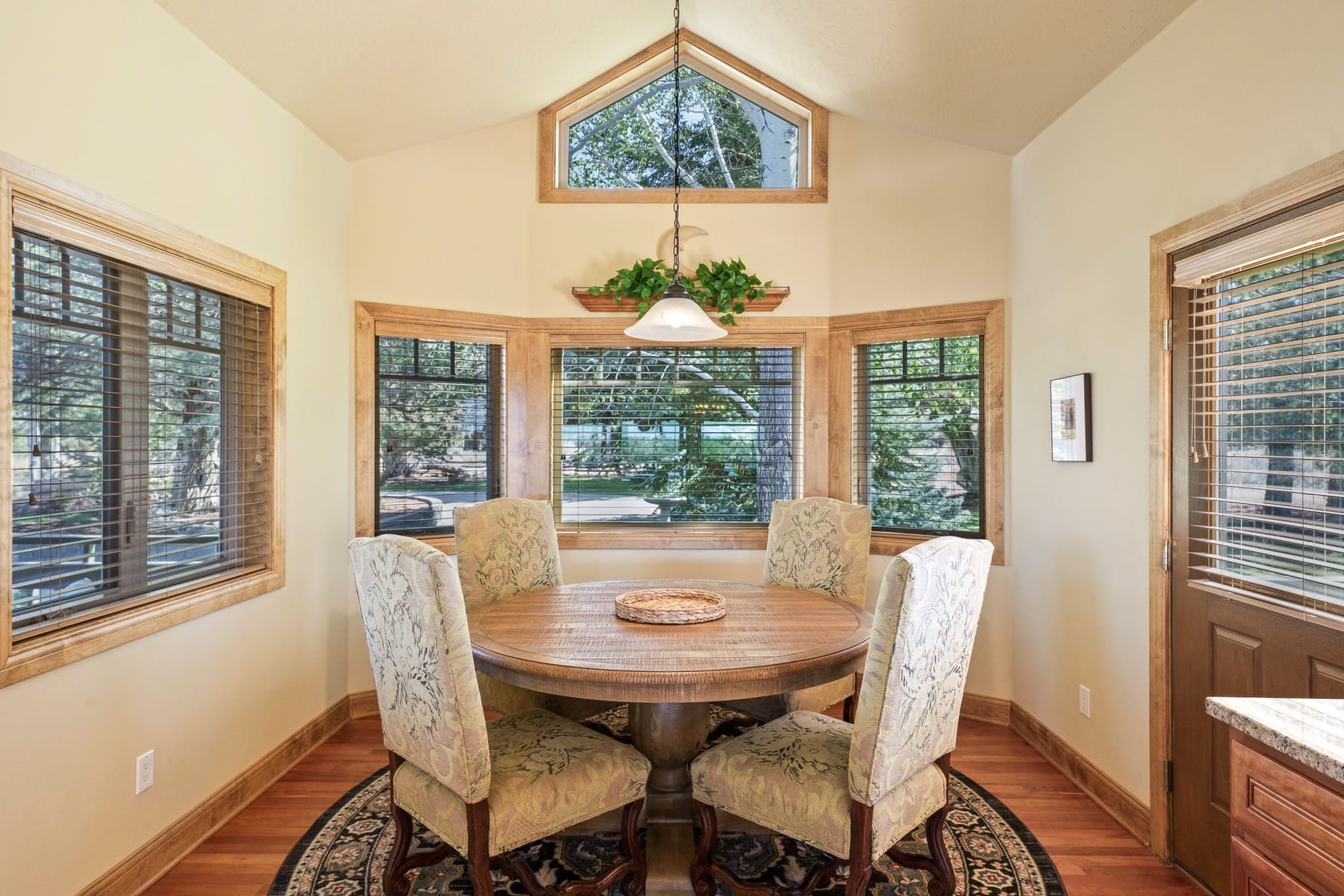  6755 SW Mount Bachelor Drive Powell Butte, OR 97753 - 物件實景