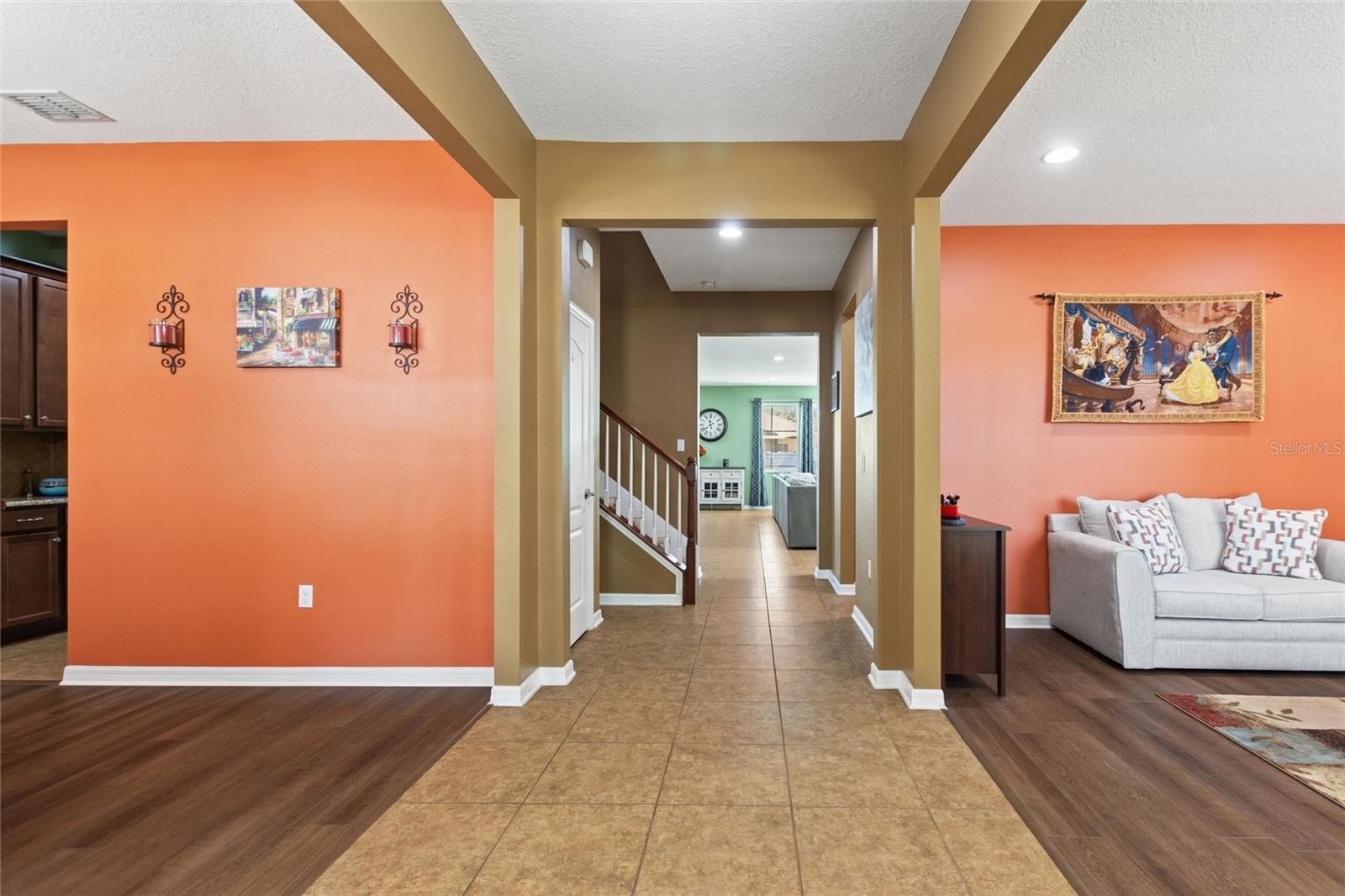 AUBURNDALE, Florida, 33823, United States, 5 Bedrooms Bedrooms, ,5 BathroomsBathrooms,Residential,For Sale,1986097