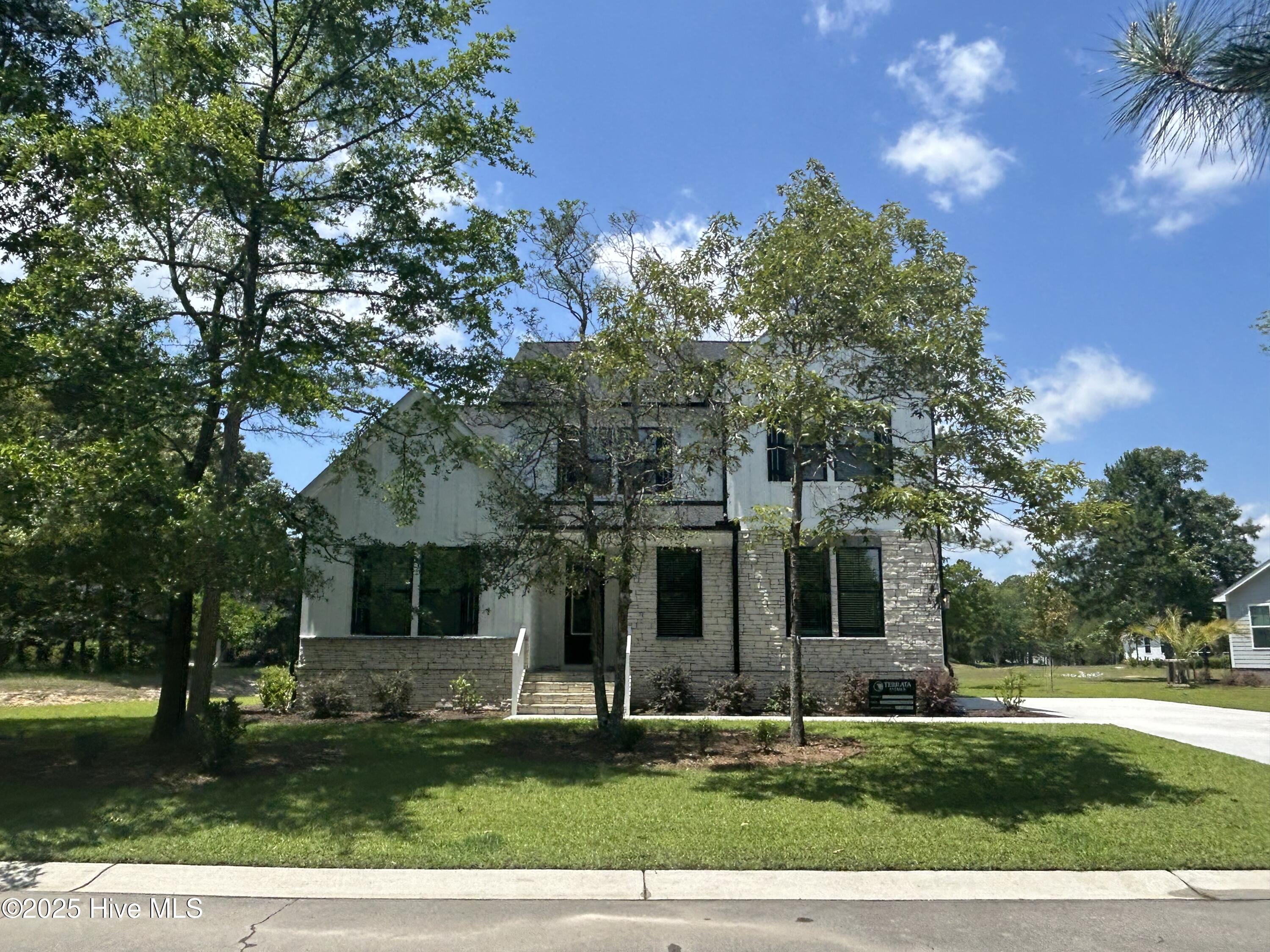Bolivia, North Carolina, 28422, United States, 4 Bedrooms Bedrooms, ,3 BathroomsBathrooms,Residential,For Sale,1805184