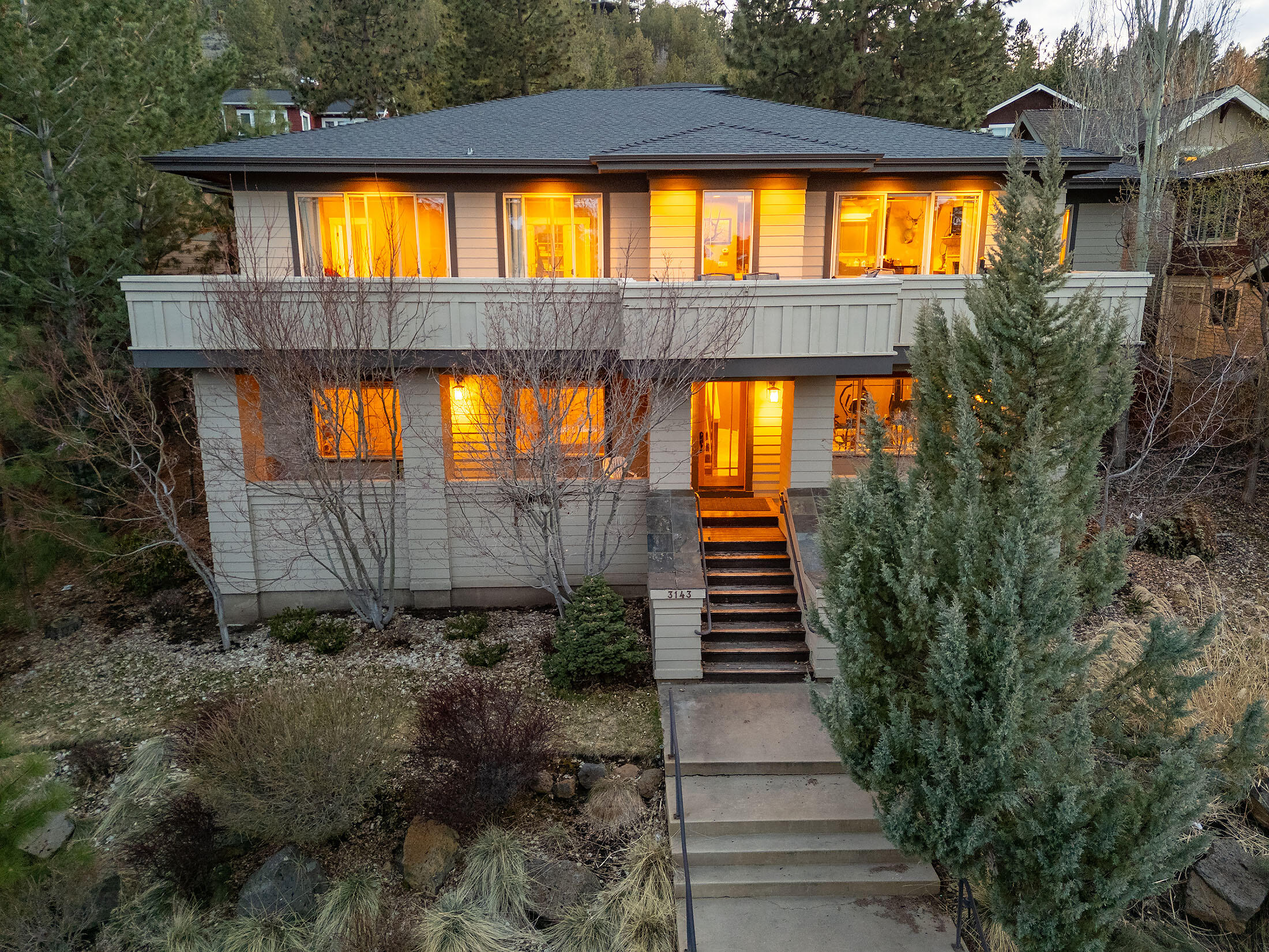 Bend, Oregon, 97703, United States, 4 Bedrooms Bedrooms, ,3 BathroomsBathrooms,Residential,For Sale,1805310