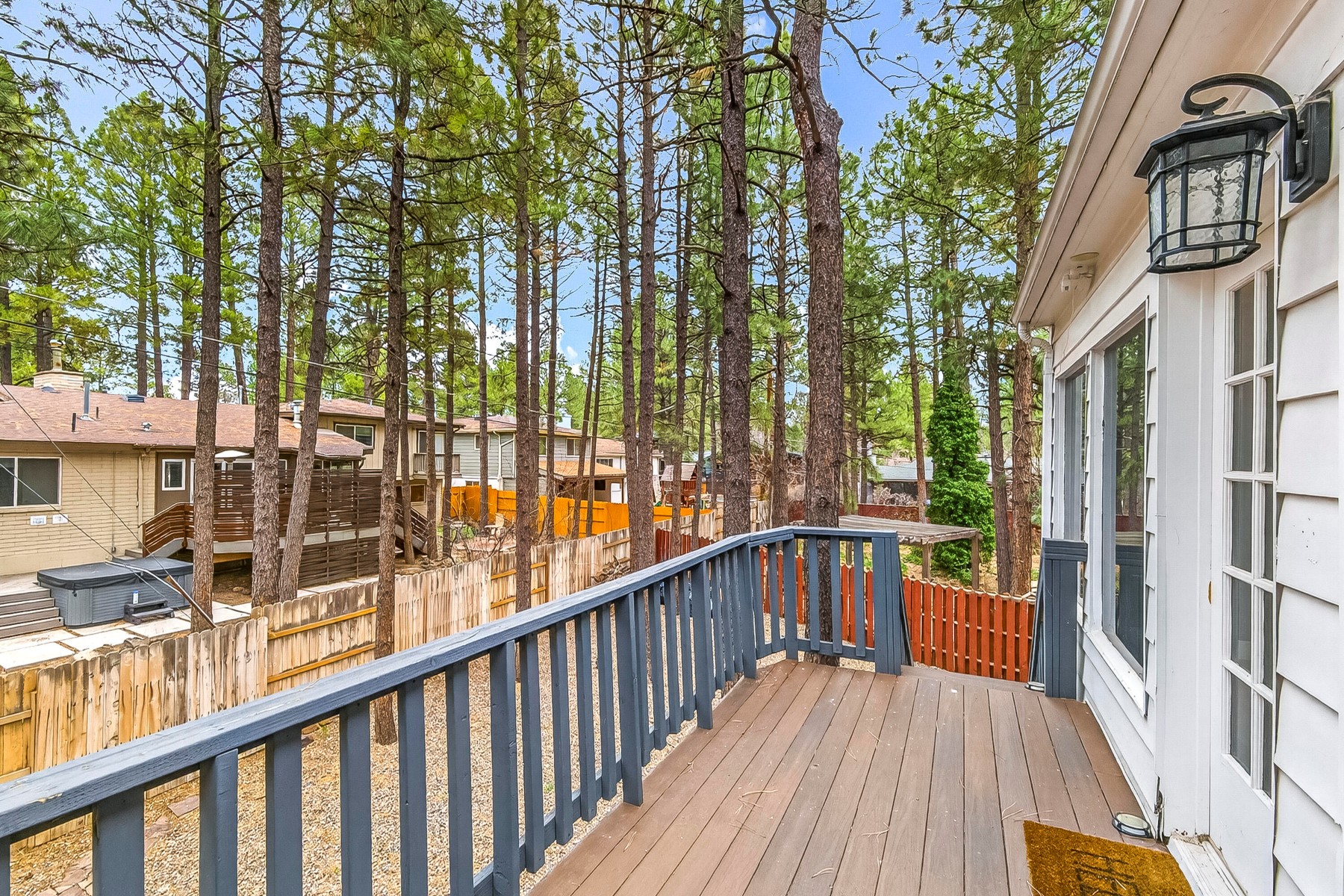  530 N Charles Road ¦Flagstaff, AZ - 物件實景