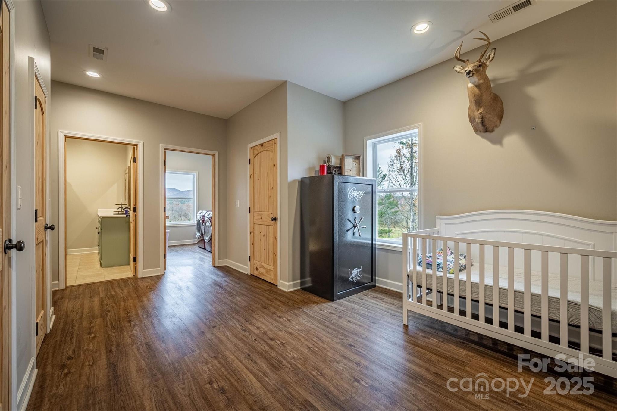 Lenoir, North Carolina, 28645, United States, 3 Bedrooms Bedrooms, ,3 BathroomsBathrooms,Residential,For Sale,1992065