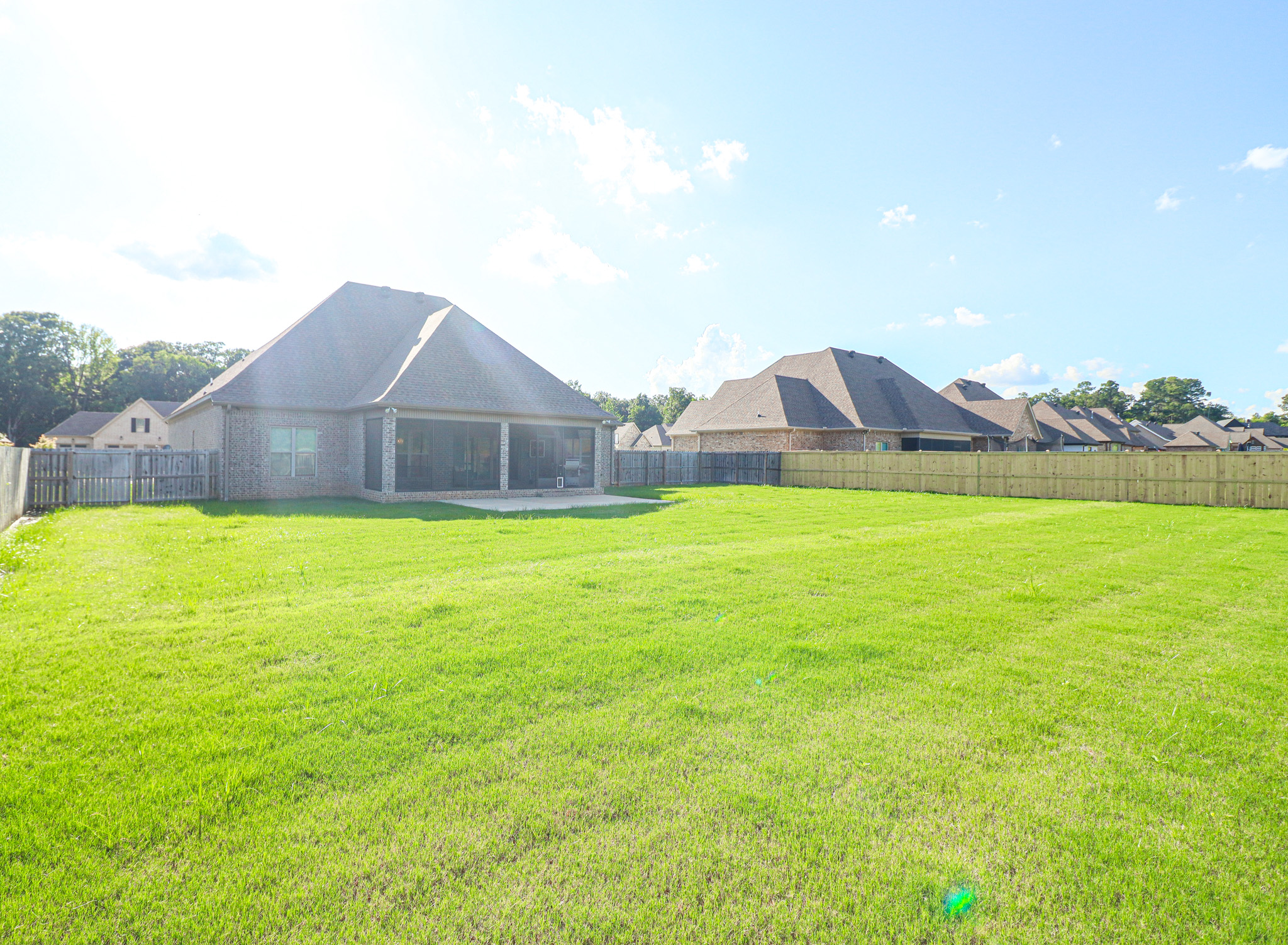 Jonesboro, Arkansas, 72401, United States, 4 Bedrooms Bedrooms, ,4 BathroomsBathrooms,Residential,For Sale,1849891