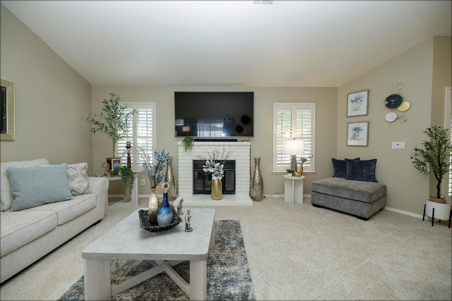 Modesto, California, 95356, United States, 2 Bedrooms Bedrooms, ,2 BathroomsBathrooms,Residential,For Sale,1892896