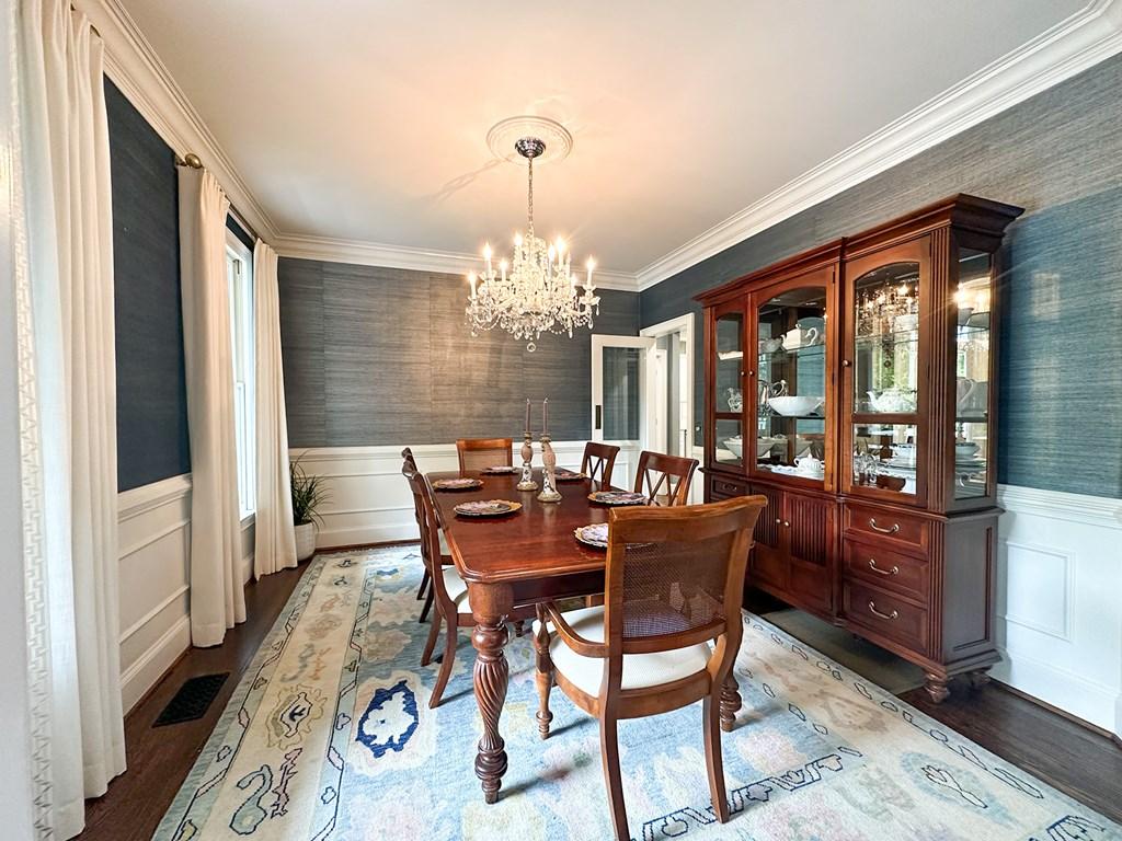 DALTON, Georgia, 30720, United States, 5 Bedrooms Bedrooms, ,5 BathroomsBathrooms,Residential,For Sale,1939642
