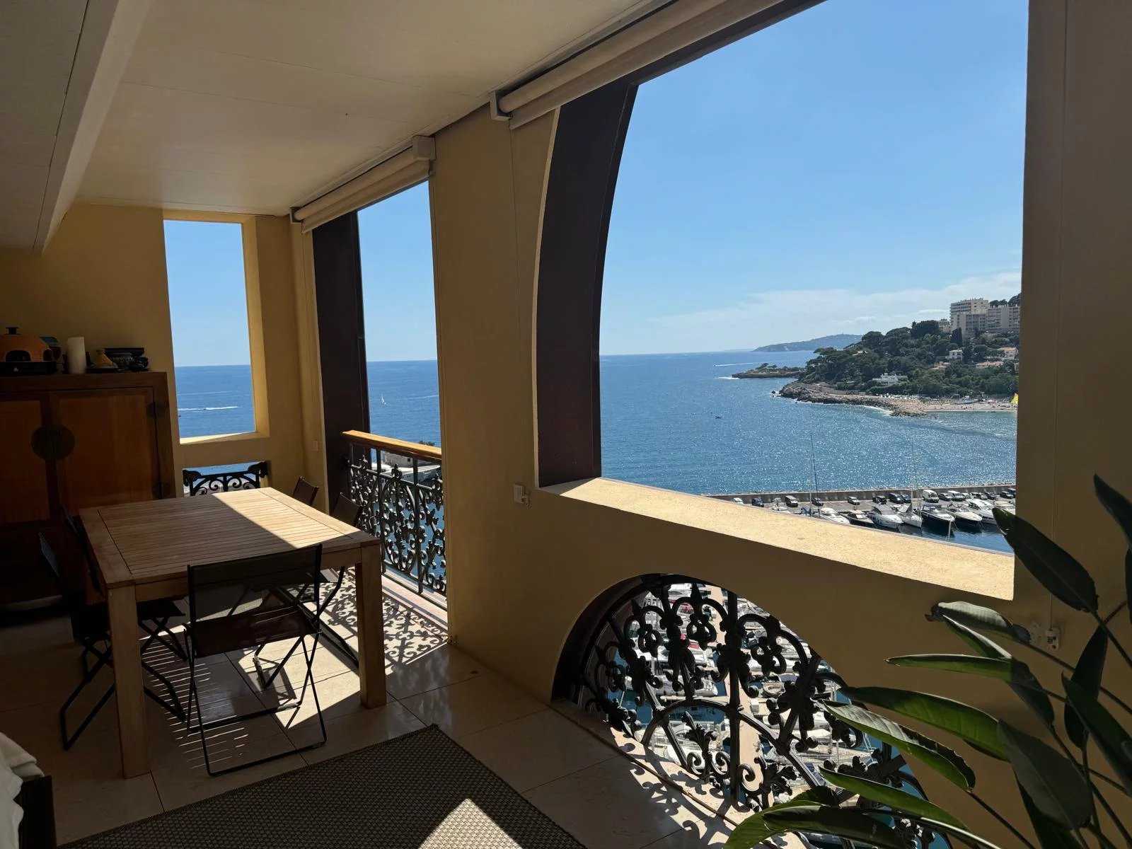 Monaco, 98000, MC, 4 Bedrooms Bedrooms, ,4 BathroomsBathrooms,Residential,For Sale,1571384
