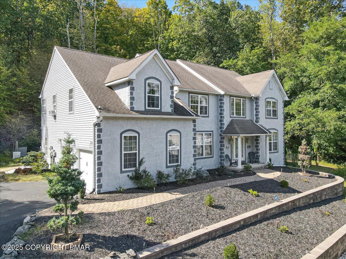 East Stroudsburg, Pennsylvania, 18302, United States, 5 Bedrooms Bedrooms, ,4 BathroomsBathrooms,Residential,For Sale,1980579