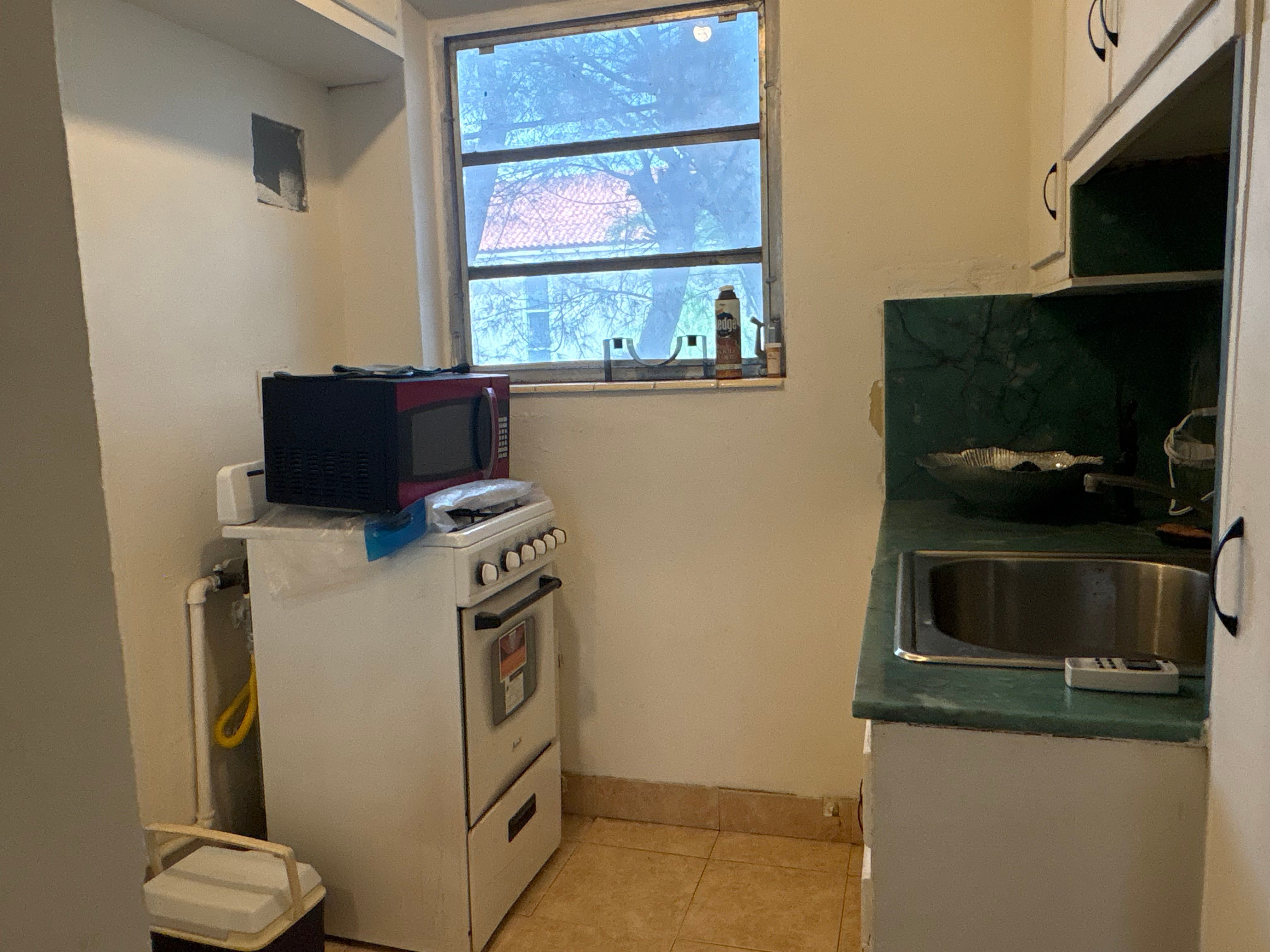  4740 Pine Tree Dr, Miami Beach, FL, 33140 - 物件實景