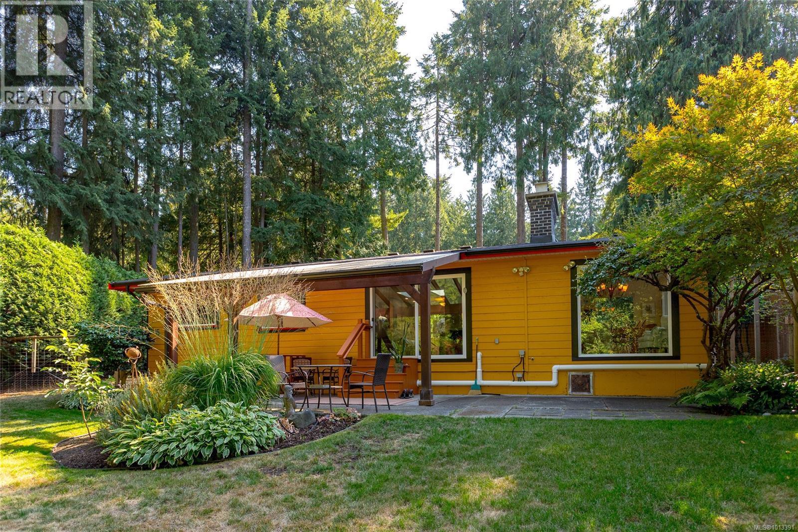 COBBLE HILL, British Columbia, V8H 0G3, CA, 3 Bedrooms Bedrooms, ,1 BathroomBathrooms,Residential,For Sale,1951189