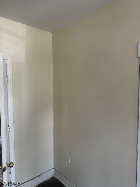 Roselle Boro, New Jersey, 07203-2103, United States, 6 Bedrooms Bedrooms, ,2 BathroomsBathrooms,Residential,For Sale,1982842