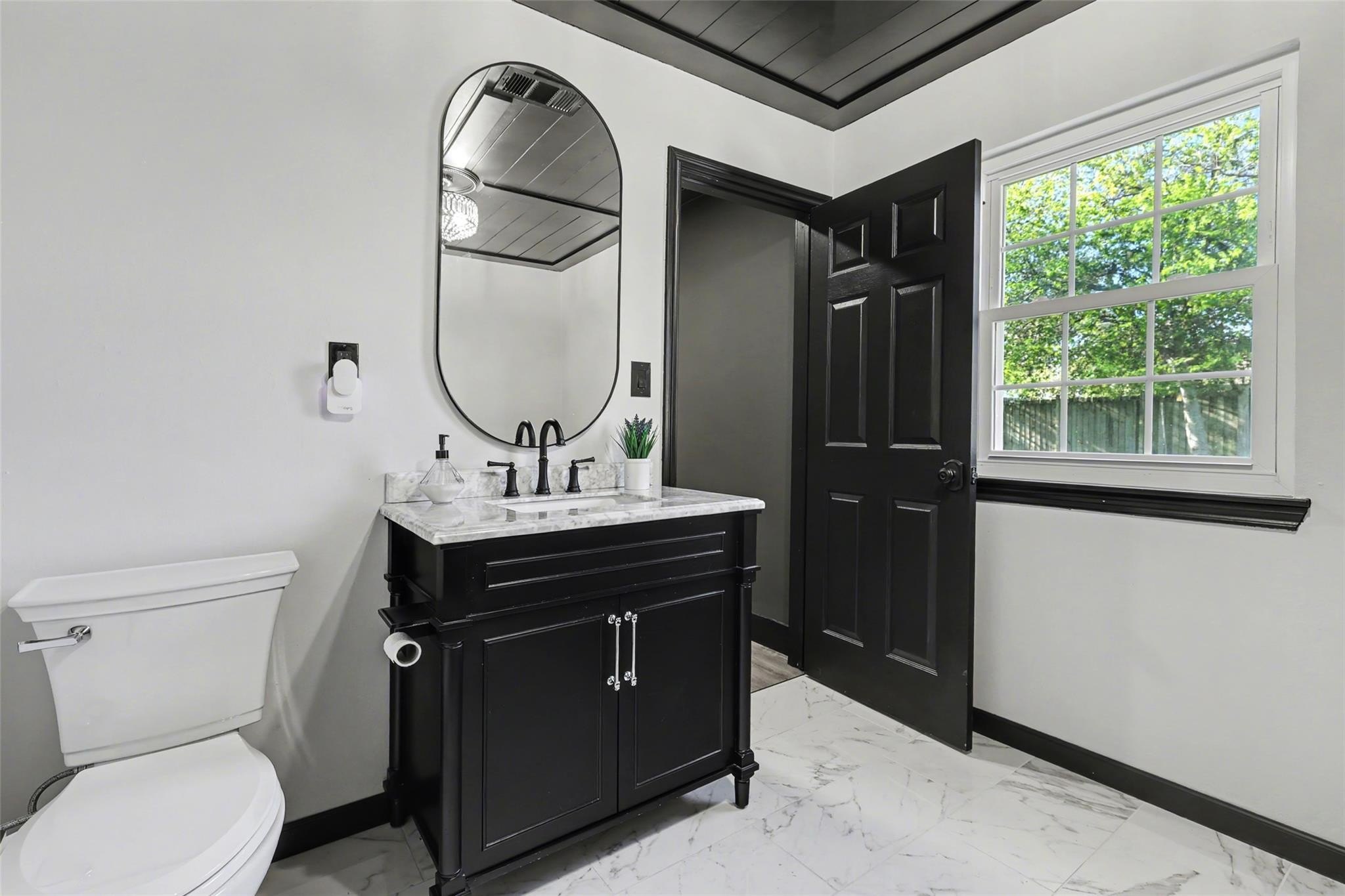 Georgetown, Texas, 78628, United States, 4 Bedrooms Bedrooms, ,3 BathroomsBathrooms,Residential,For Sale,2006153