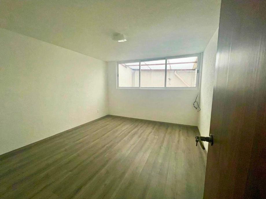 Naucalpan de Juárez, Estado de méxico, 53115, Mexico, 6 Bedrooms Bedrooms, ,5 BathroomsBathrooms,Residential,For Sale,1939413