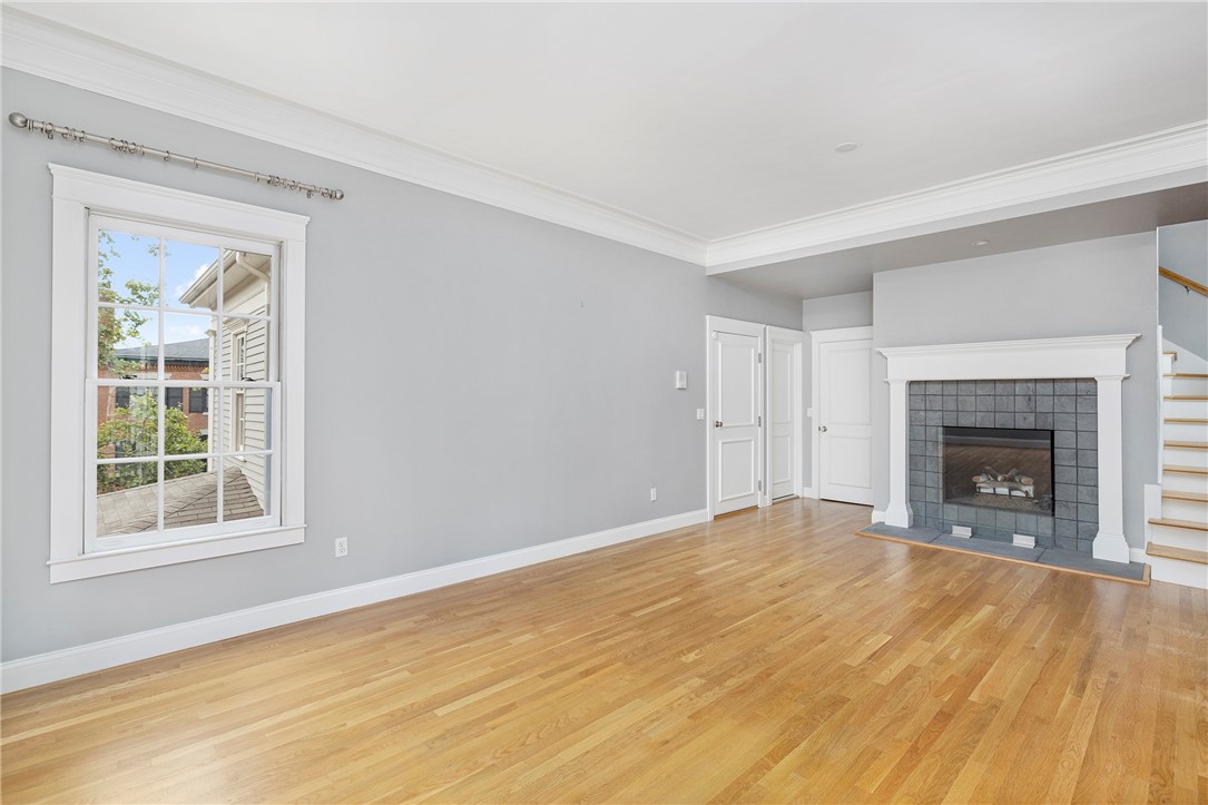 Providence, Rhode Island, 02903, United States, 2 Bedrooms Bedrooms, ,2 BathroomsBathrooms,Residential,For Sale,1868590