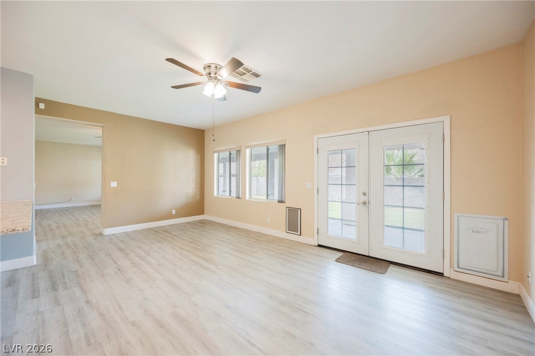 Henderson, Nevada, 89015, United States, 5 Bedrooms Bedrooms, ,2 BathroomsBathrooms,Residential,For Sale,1976773