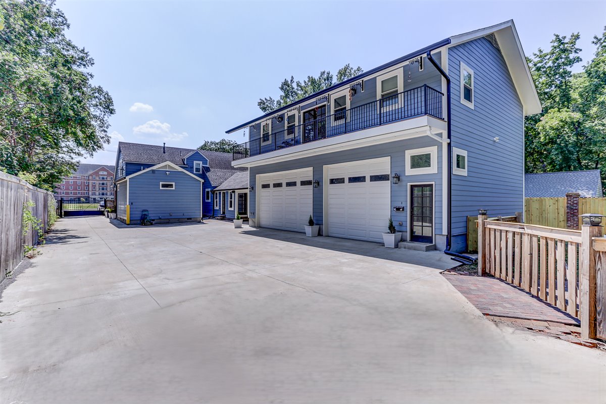 Memphis, Tennessee, 38111, United States, 4 Bedrooms Bedrooms, ,3 BathroomsBathrooms,Residential,For Sale,1974994