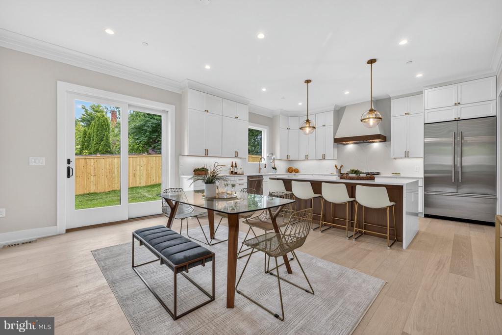 Kensington, Maryland, 20895, United States, 5 Bedrooms Bedrooms, ,5 BathroomsBathrooms,Residential,For Sale,2048532