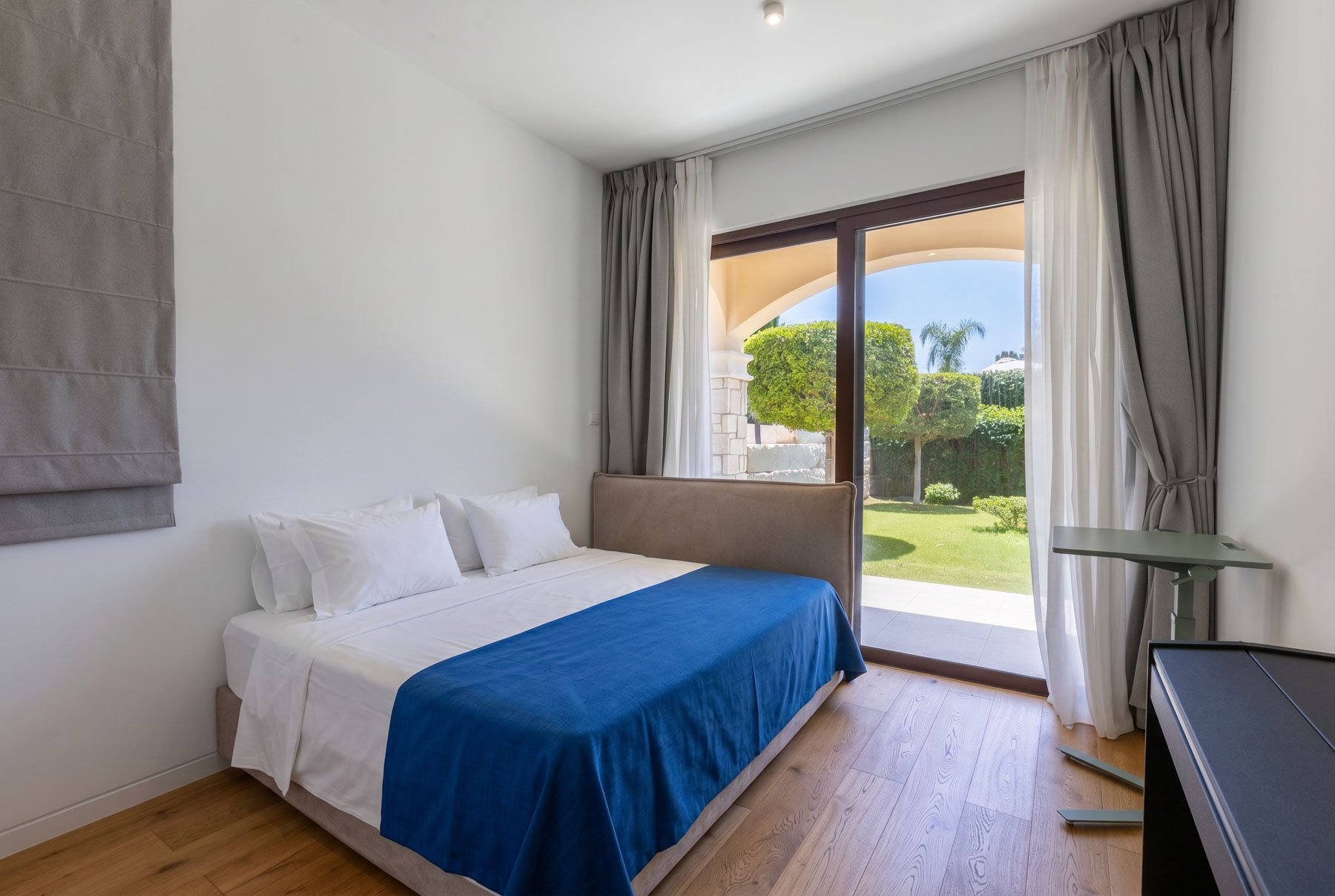  3 Bedroom Apartment with Private Garden in Aphrodite Hills Golf Resort - 物件實景