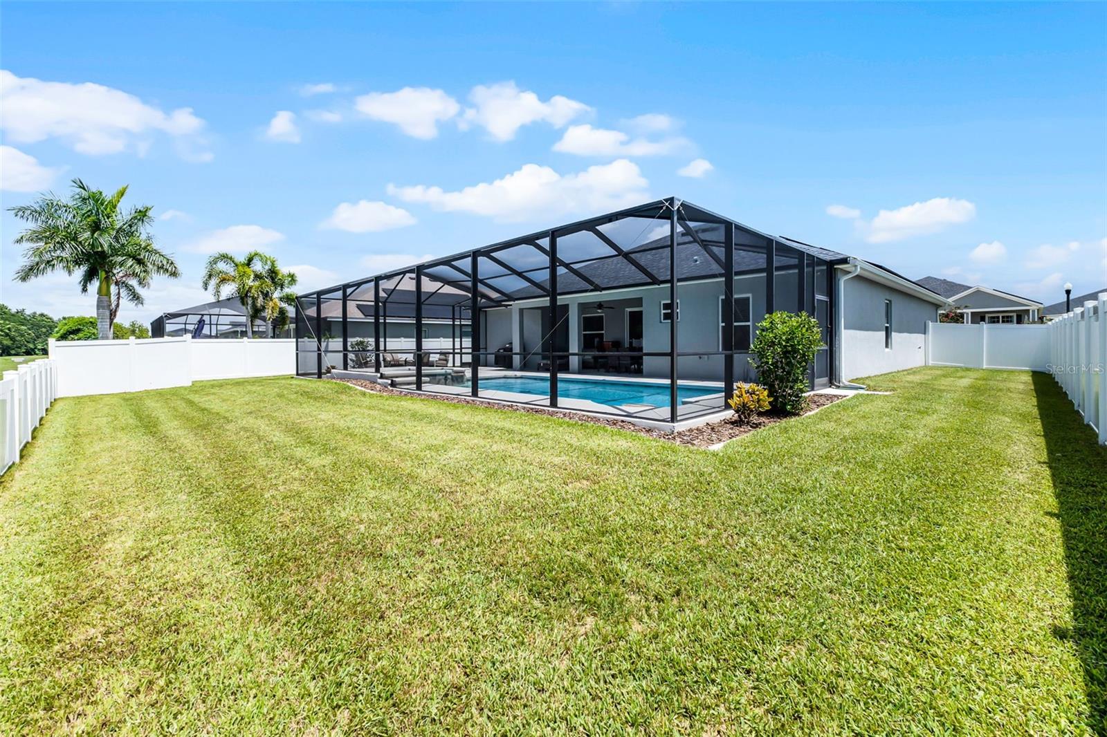 AUBURNDALE, Florida, 33823, United States, 4 Bedrooms Bedrooms, ,3 BathroomsBathrooms,Residential,For Sale,1899734
