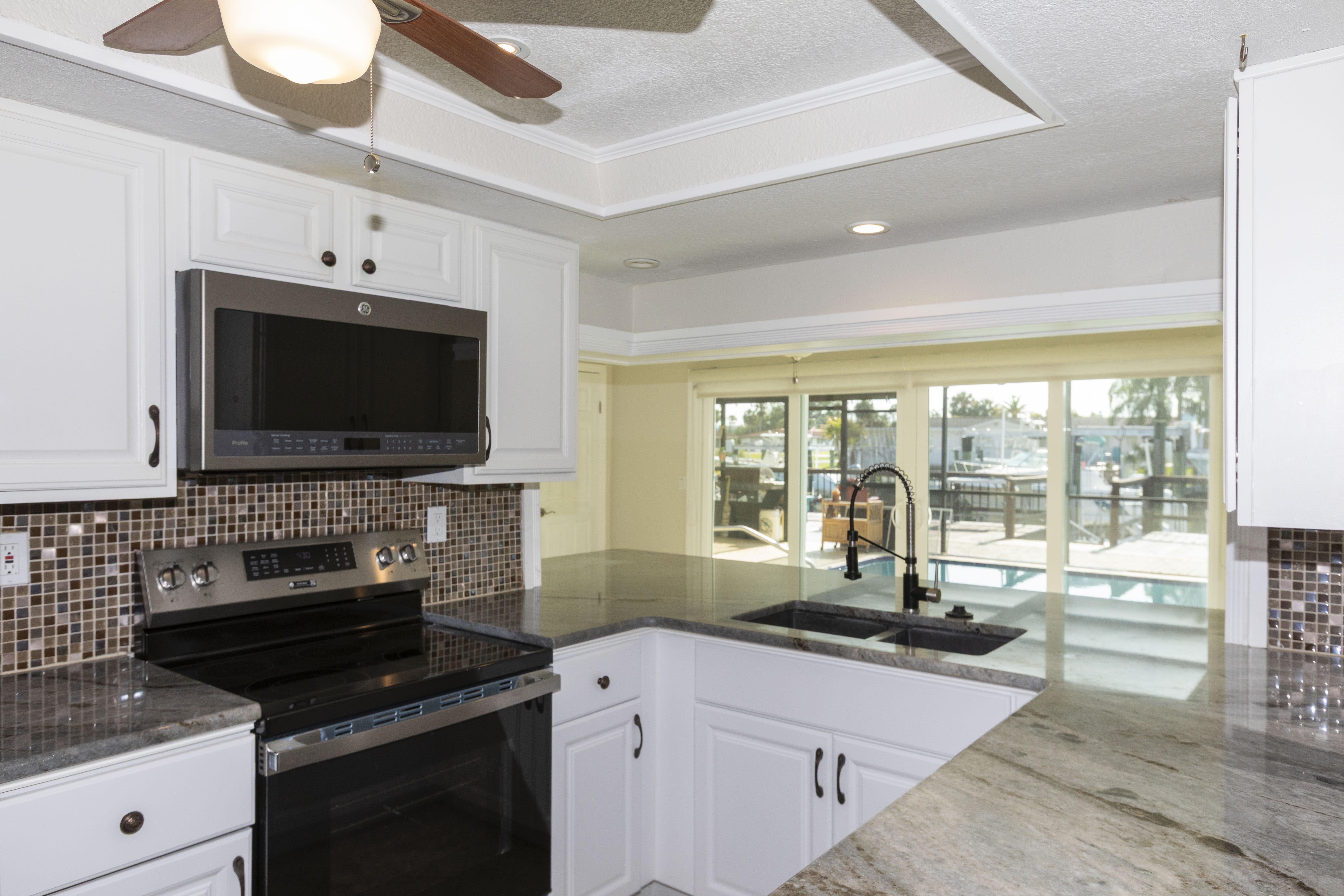 New Port Richey, Florida, 34652, United States, 2 Bedrooms Bedrooms, ,2 BathroomsBathrooms,Residential,For Sale,1805491