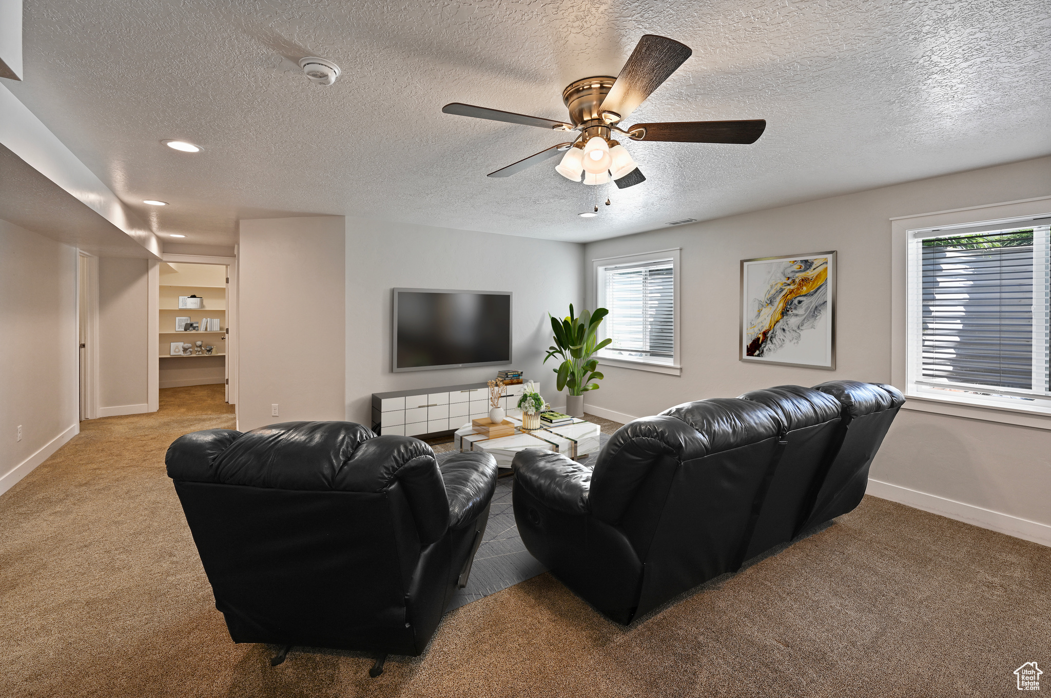 Richmond, Utah, 84333, United States, 2 Bedrooms Bedrooms, ,3 BathroomsBathrooms,Residential,For Sale,1979865