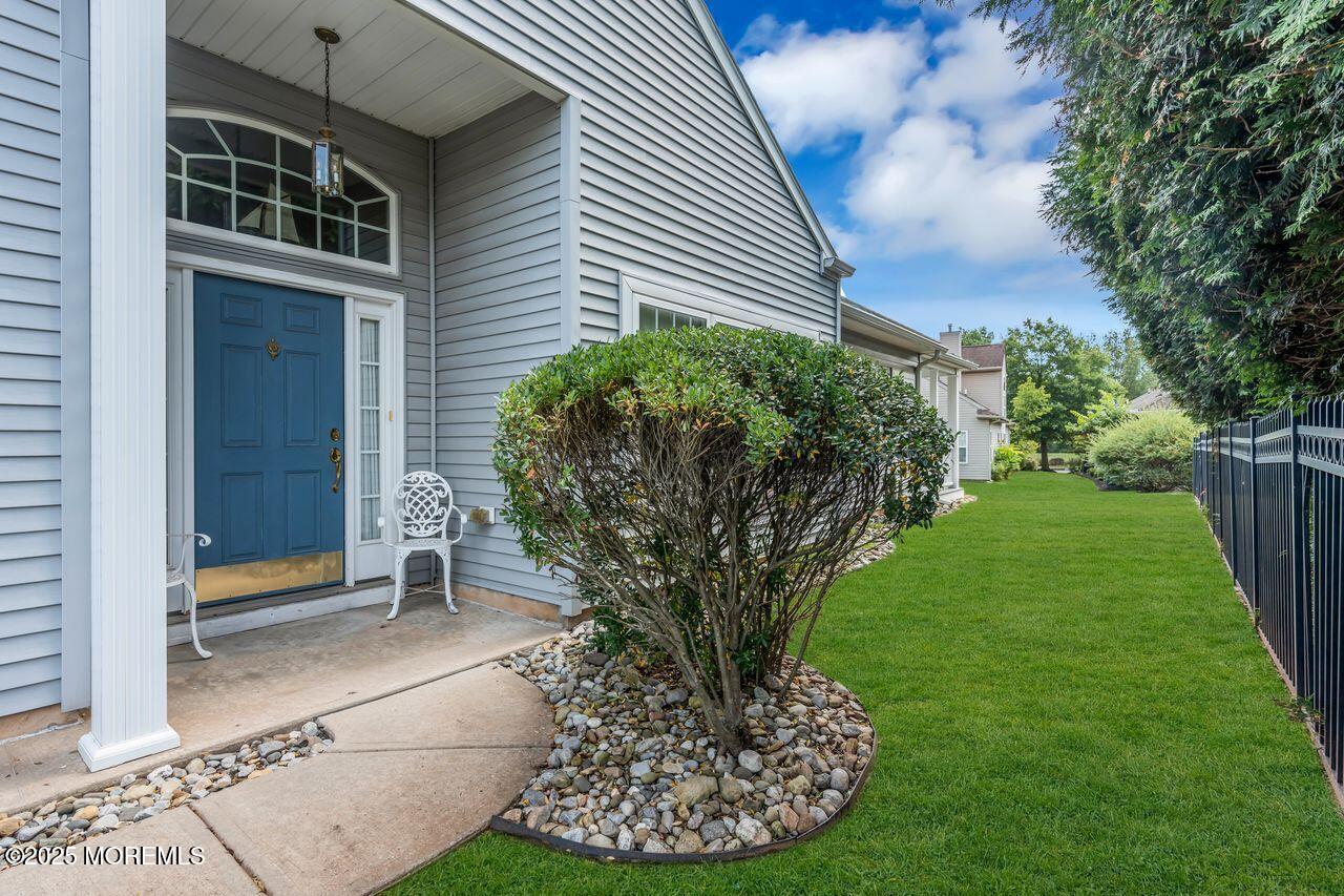 Franklin Twp, New Jersey, 08873, United States, 2 Bedrooms Bedrooms, ,2 BathroomsBathrooms,Residential,For Sale,1985006