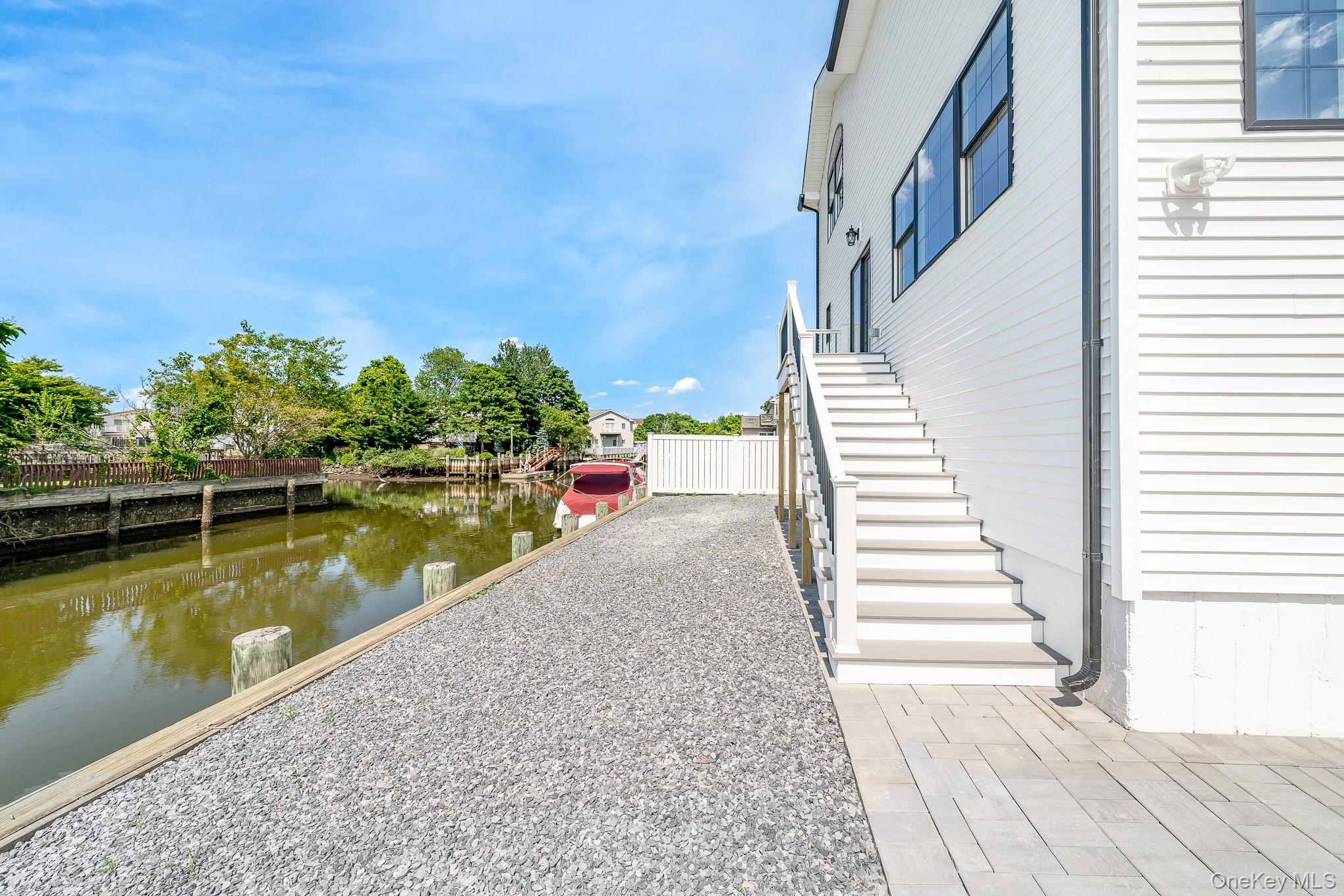 Bellmore, New York, 11710, United States, 5 Bedrooms Bedrooms, ,3 BathroomsBathrooms,Residential,For Sale,1977059