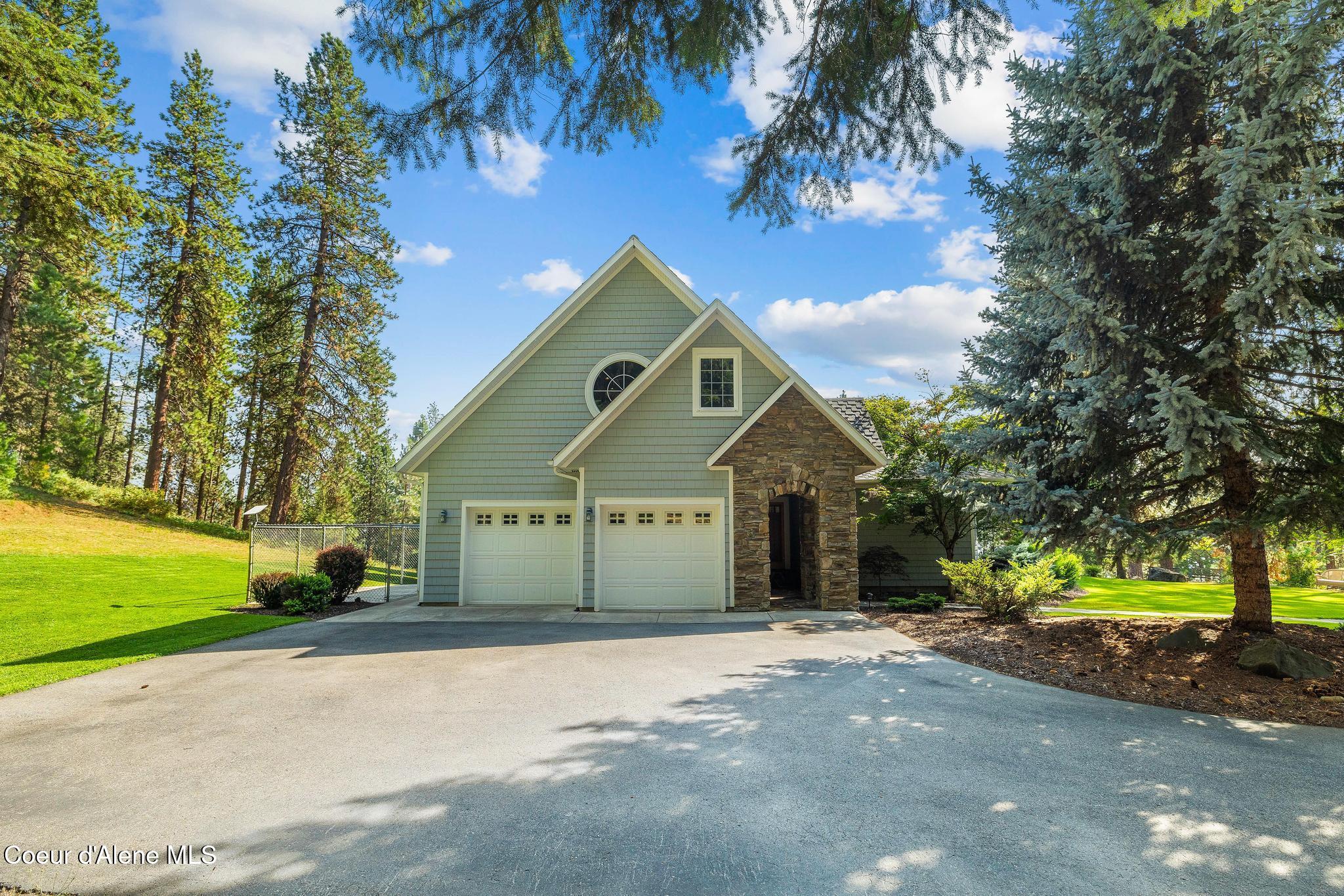 Harrison, Idaho, 83833, United States, 4 Bedrooms Bedrooms, ,5 BathroomsBathrooms,Residential,For Sale,1895390