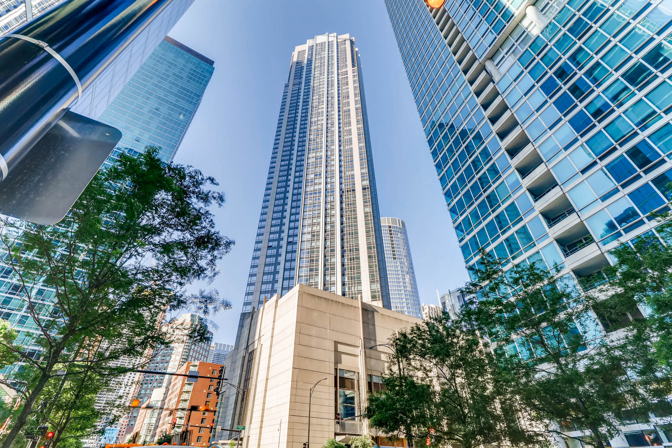  Great Large Studio with Northeast Views of Lake Michigan and Bennett Park - 物件實景