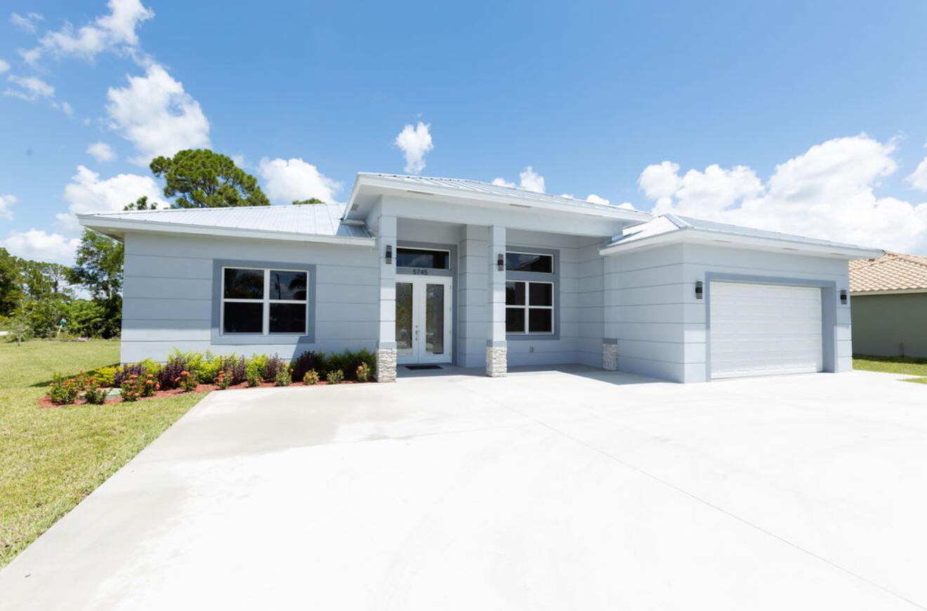 Port St Lucie, Florida, 34986, United States, 4 Bedrooms Bedrooms, ,3 BathroomsBathrooms,Residential,For Sale,1926175