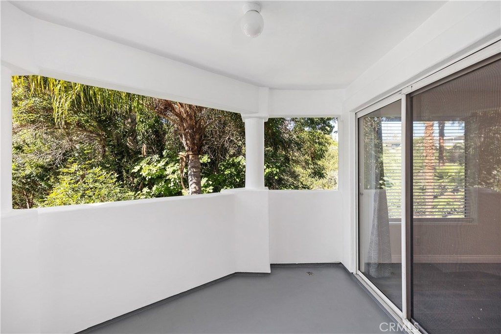 San Clemente, California, 92672, United States, 2 Bedrooms Bedrooms, ,3 BathroomsBathrooms,Residential,For Sale,1989369