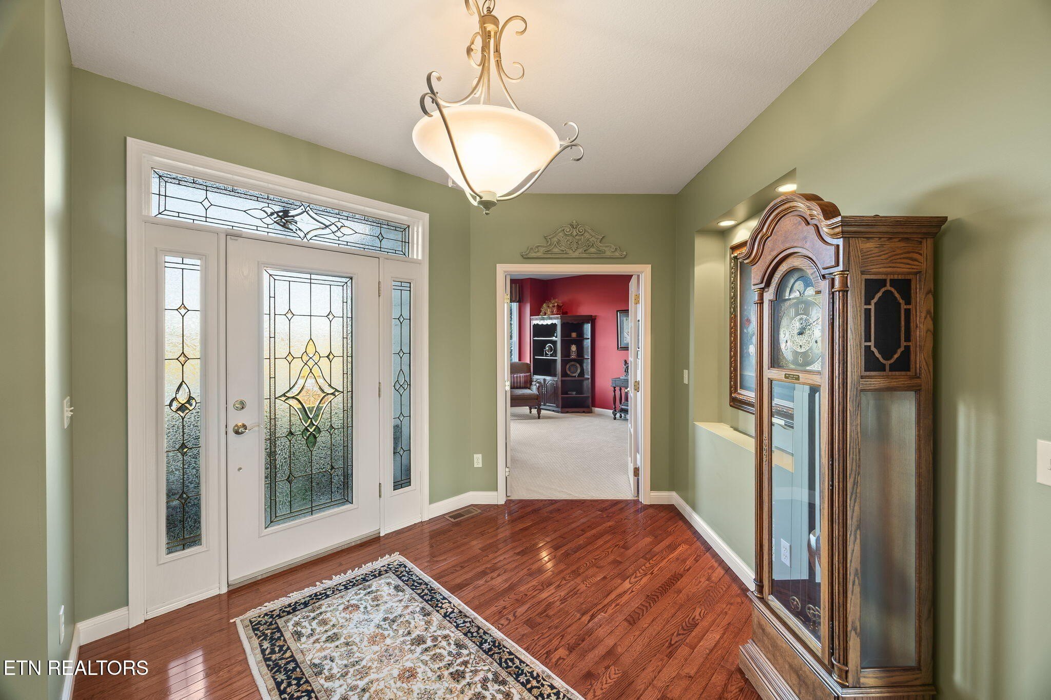 Deer Lodge, Tennessee, 37726, United States, 3 Bedrooms Bedrooms, ,4 BathroomsBathrooms,Residential,For Sale,1996492