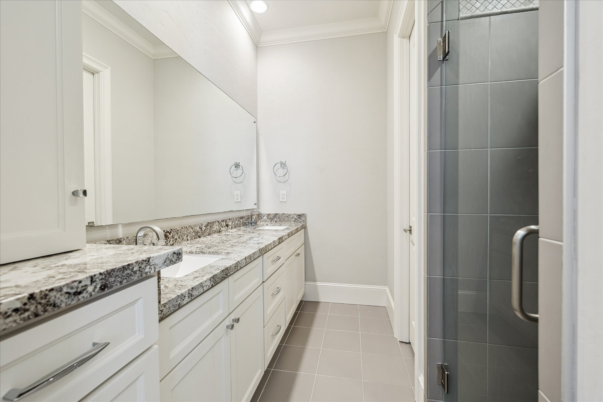  5327 Paseo Caceres Drive - 物件實景