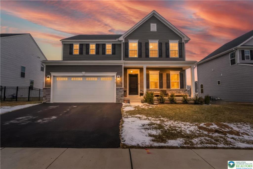 Catasauqua, Pennsylvania, 18032, United States, 5 Bedrooms Bedrooms, ,5 BathroomsBathrooms,Residential,For Sale,2008861