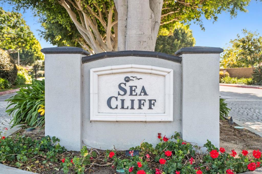 Carlsbad, California, 92011, United States, 3 Bedrooms Bedrooms, ,2 BathroomsBathrooms,Residential,For Sale,1941594
