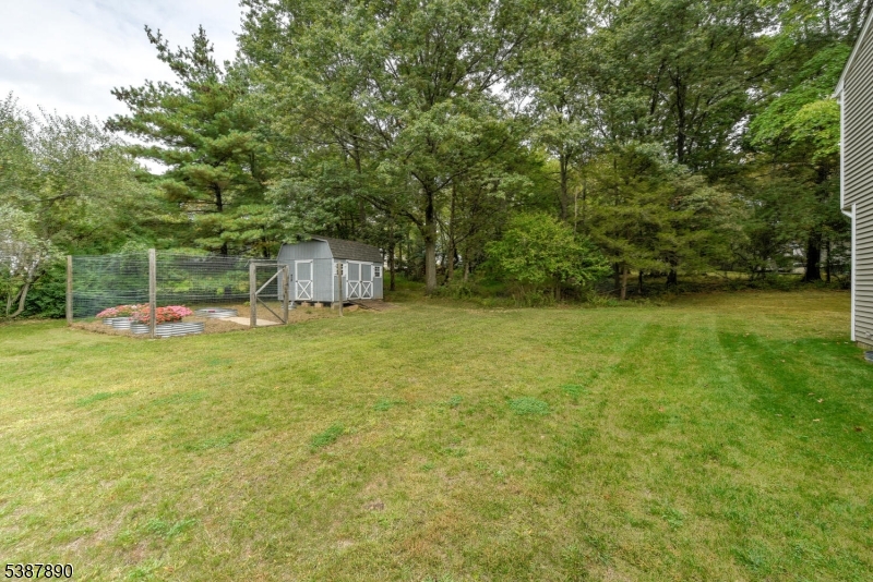 Branchburg Twp., New Jersey, 08876, United States, 4 Bedrooms Bedrooms, ,3 BathroomsBathrooms,Residential,For Sale,1992808